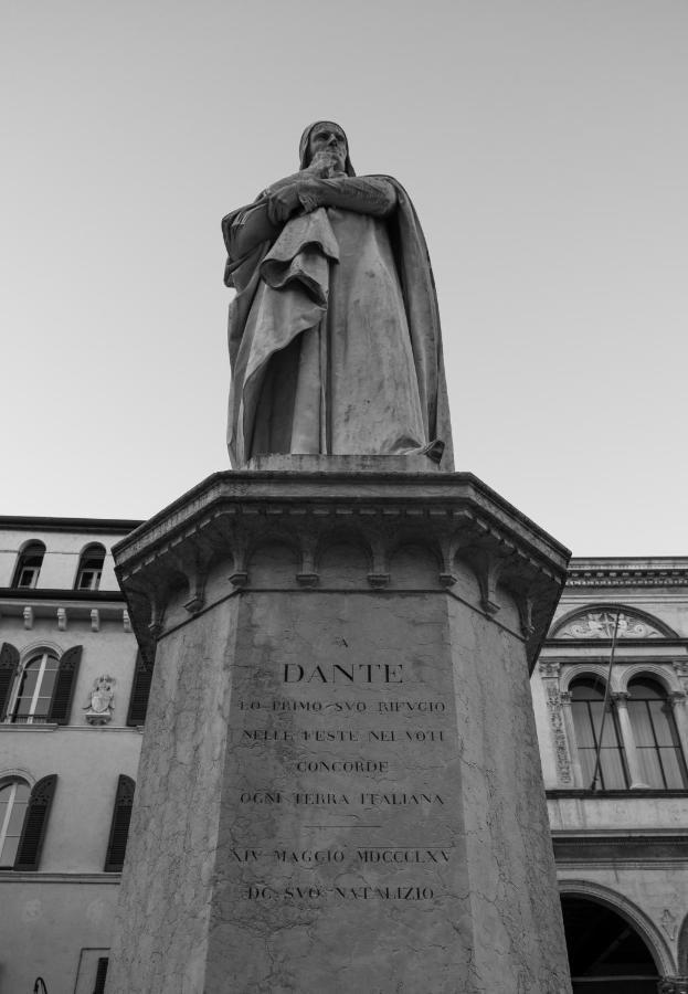 Domus Nova Palace - Italian Homing Verona Dış mekan fotoğraf