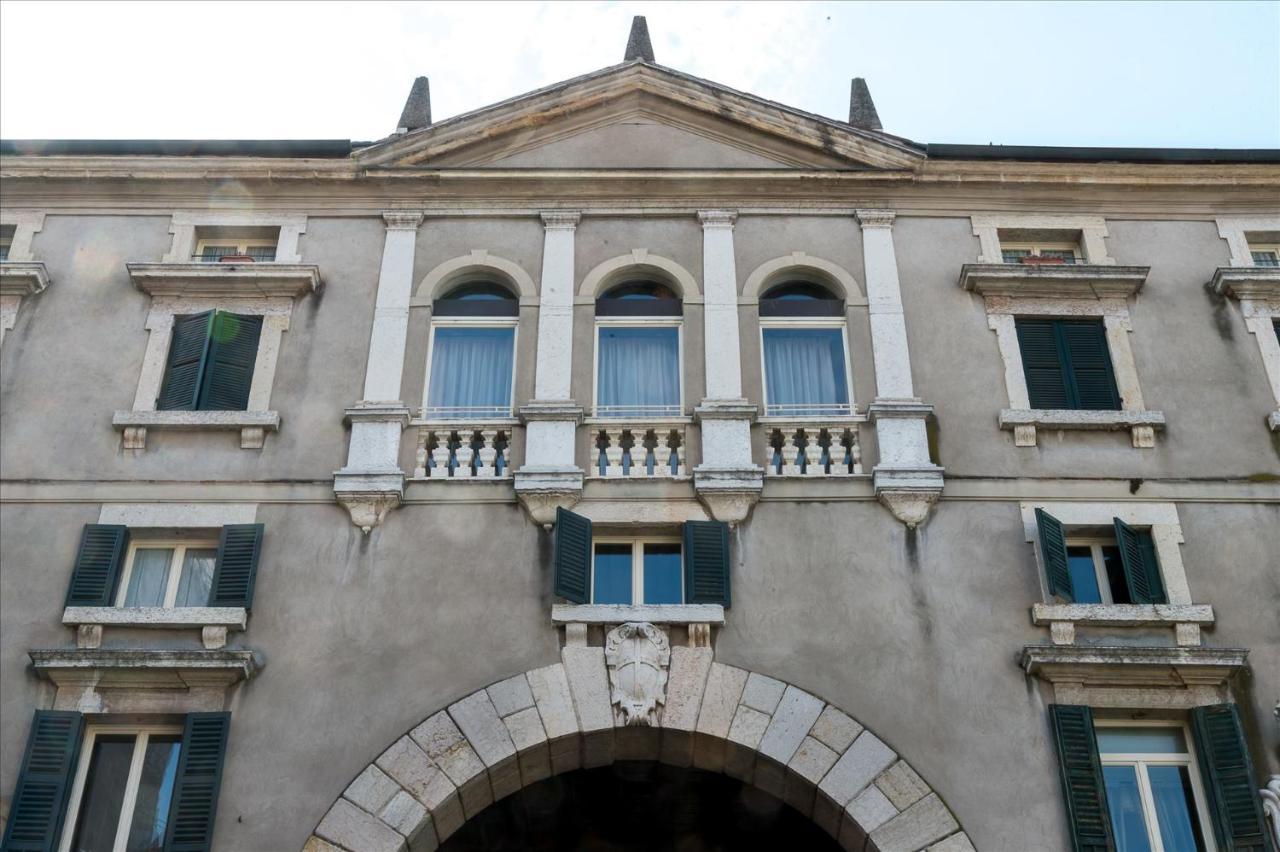 Domus Nova Palace - Italian Homing Verona Dış mekan fotoğraf